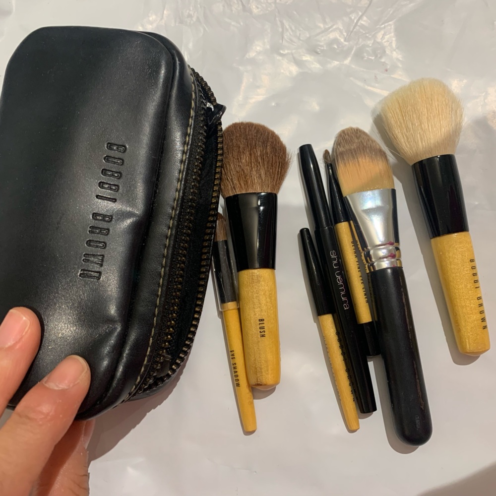 Bobbi brown mini brush set